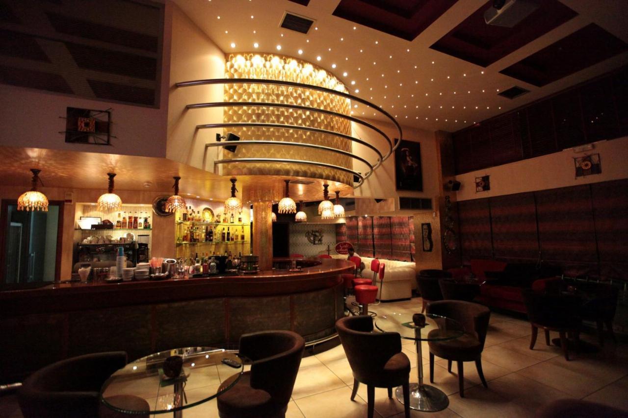 Hotel Astoria Igoumenitsa Zewnętrze zdjęcie