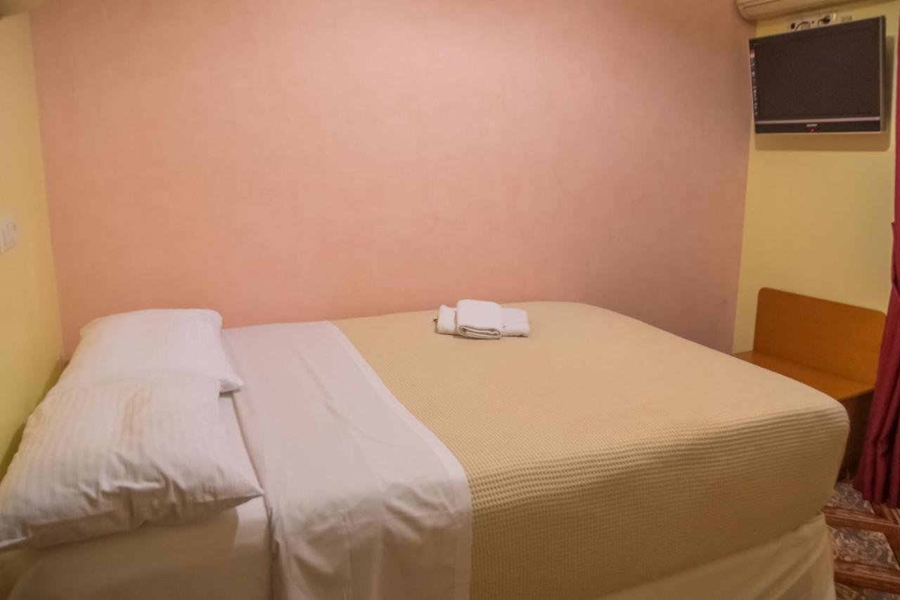 Hotel Astoria Igoumenitsa Zewnętrze zdjęcie